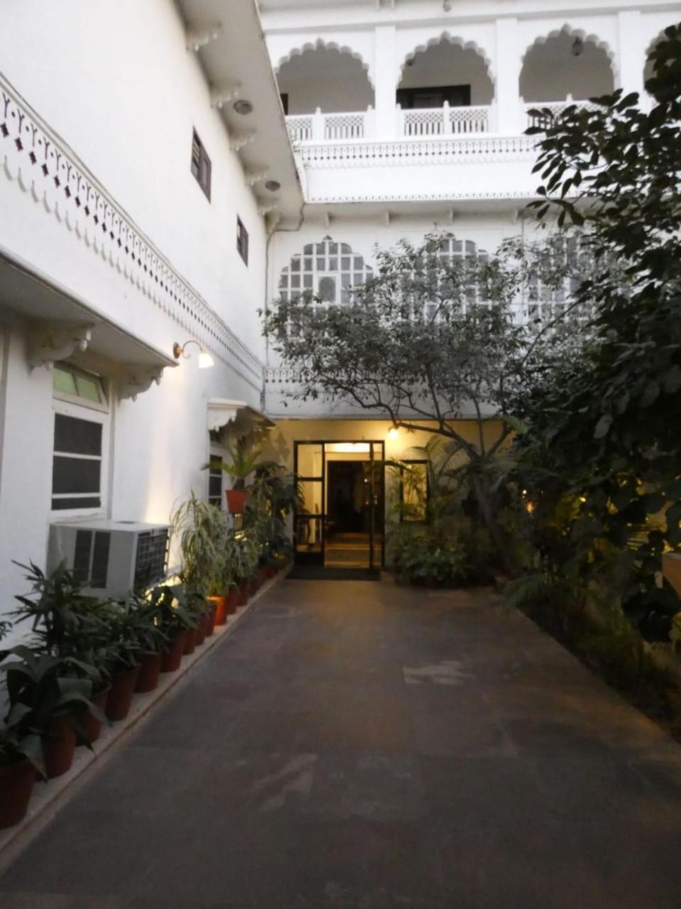 Heritage Khandwa Haveli Hotel Dzsaipur Kültér fotó