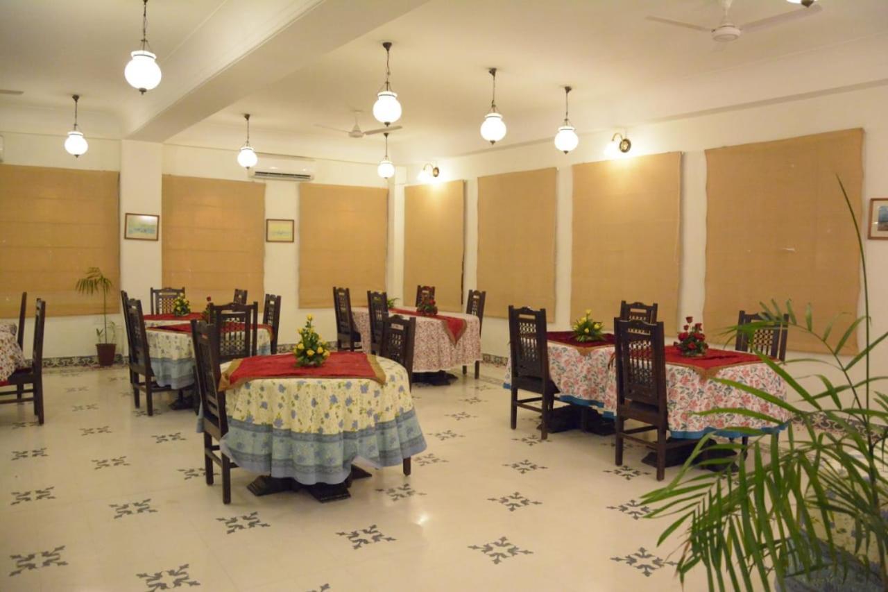 Heritage Khandwa Haveli Hotel Dzsaipur Kültér fotó